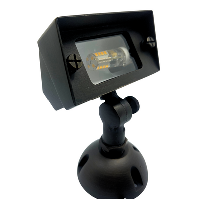 Top-Notch™ Illuminator Brass Flood Outdoor Light (Antique Bronze) - Top Notch Landscape Lighting Top Notch Landscape Lighting